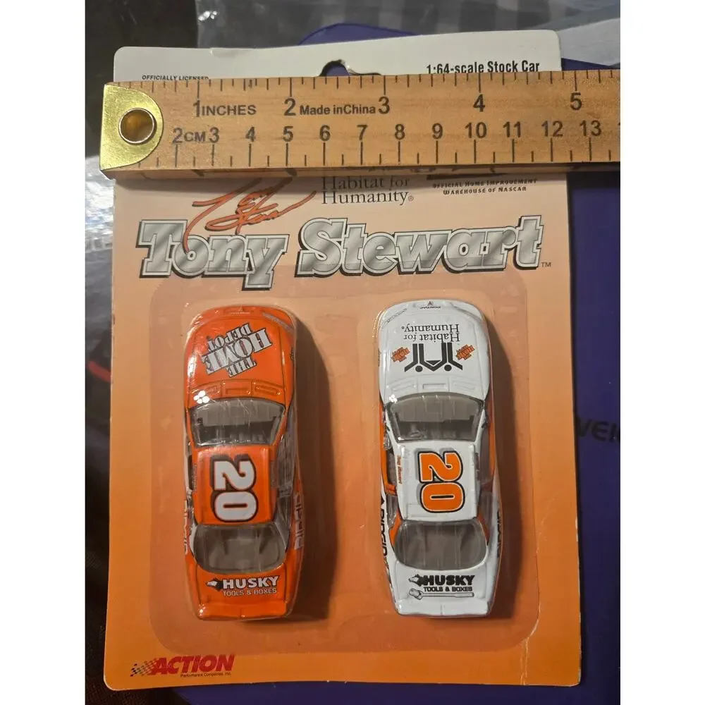 1999 Tony Stewart 20 Home Depot Habitat Humanity NASCAR Diecast 2-Car NEW SEALED